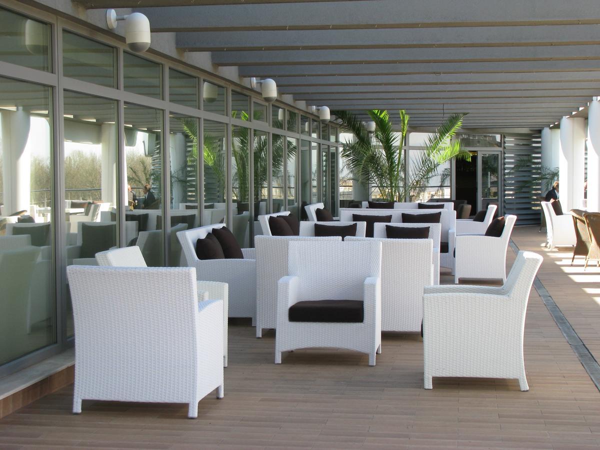 Bon Bon Park & Boyana 4*