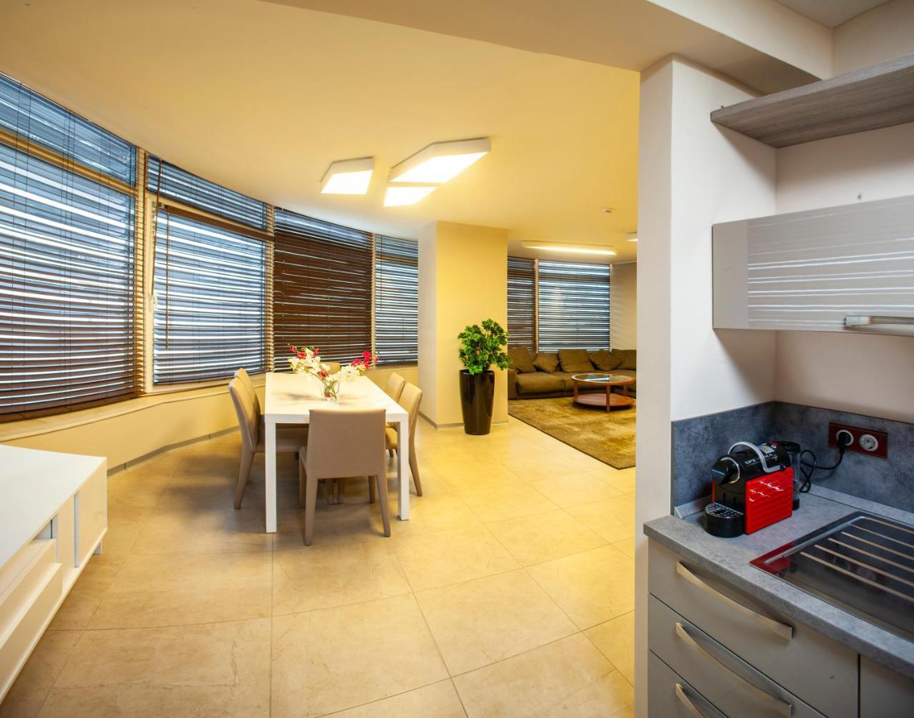 Bon Bon Park & Boyana Hotel